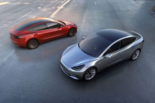 電気自動車のTesla Model 3では、スーパーチャージーステーションの無料制度は廃止に?!有償パッケージを準備とのこと!