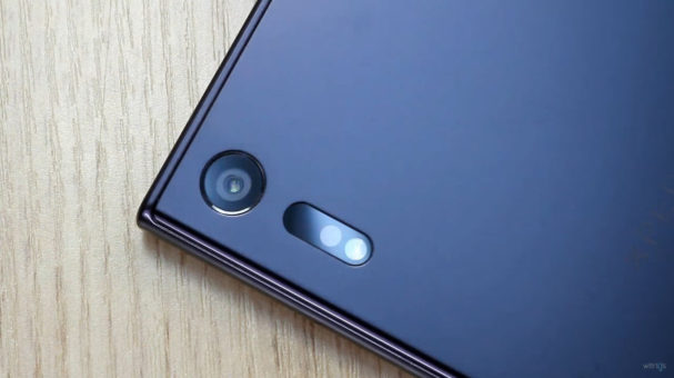 Xperia XZのカメラレンズ、気になるスクラッチテスト結果は?