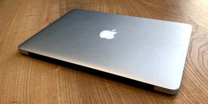 13インチRetinaディスプレイ搭載の新型MacBook Air、当初よりローンチがずれ込む見通しか?