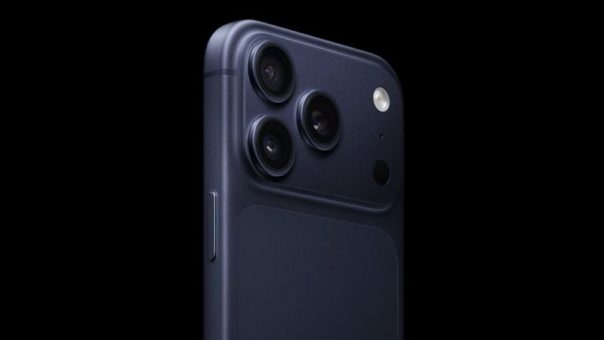 背面に広がる革新的な「プラトー」構造:iPhone 17 Proカメラ機能を詳しく解説